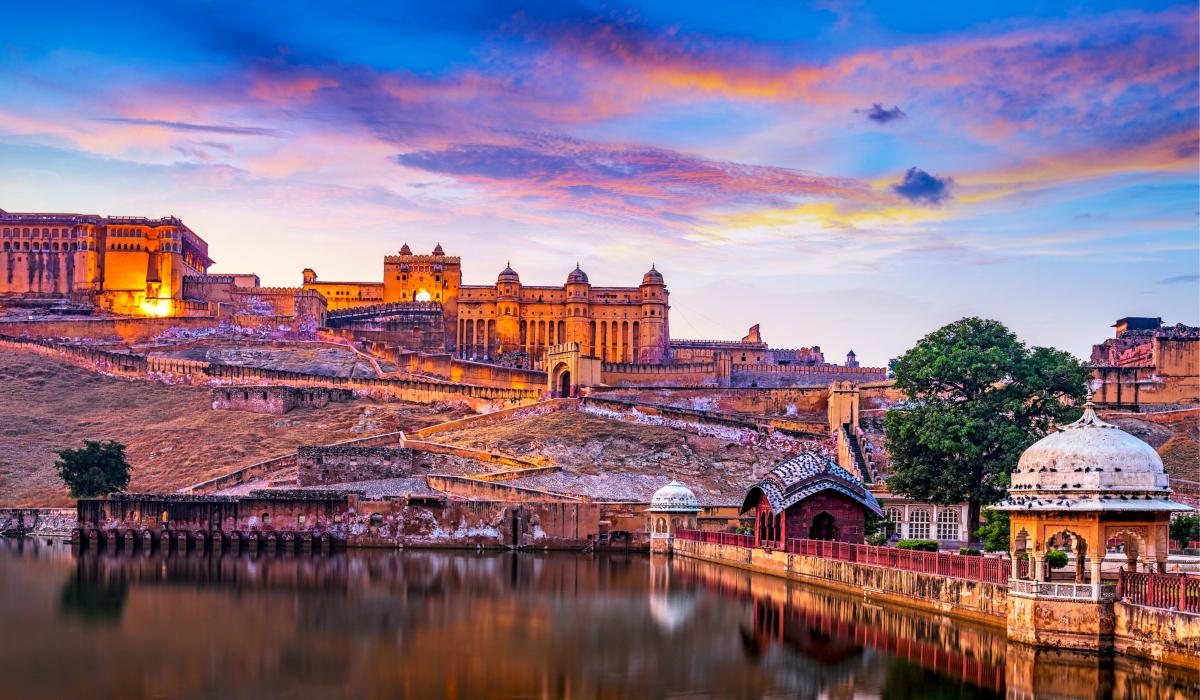 МАРБРО ТУРС ООД - Златния триъгълник на Индия: Делхи-Агра-Джайпур