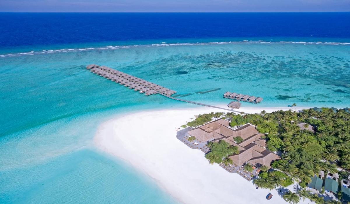 Meeru Island Resort 4*